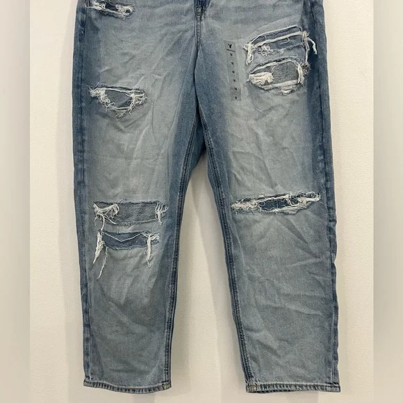 American Eagle Mom Straight Distressed Jeans 16 - Picture 3 of 10